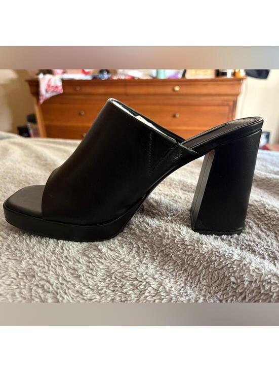 French Connection Shoes - French Connection Black Women's Mules. 4 inch block heel. NWT and still in box.